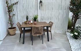 Aleria Central Apartment 2